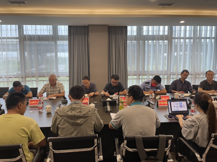 20250829川西公司組織召開成都繞城高速智慧擴容建設(shè)項目工作推進會（2）_副本.jpg